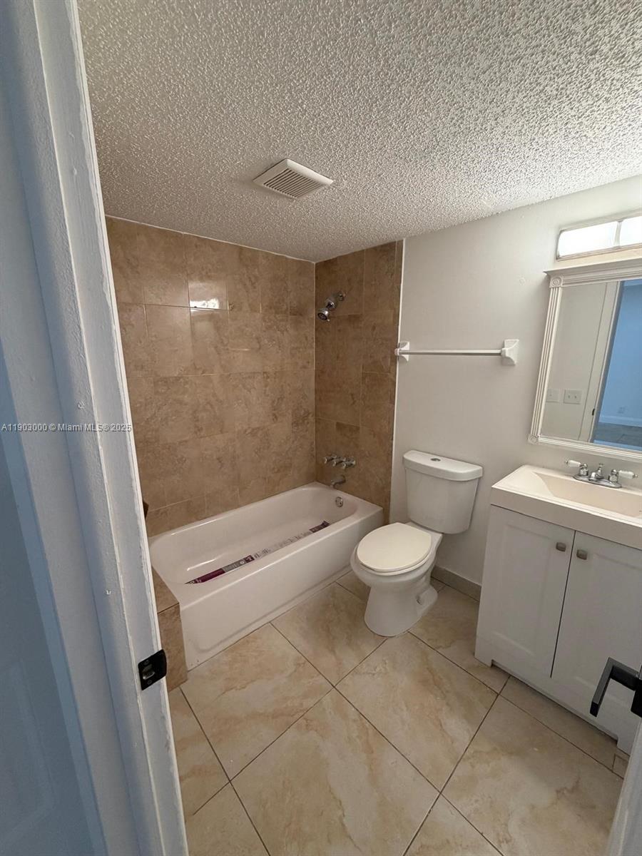 VILLA MADRID I CONDO - Residential Lease