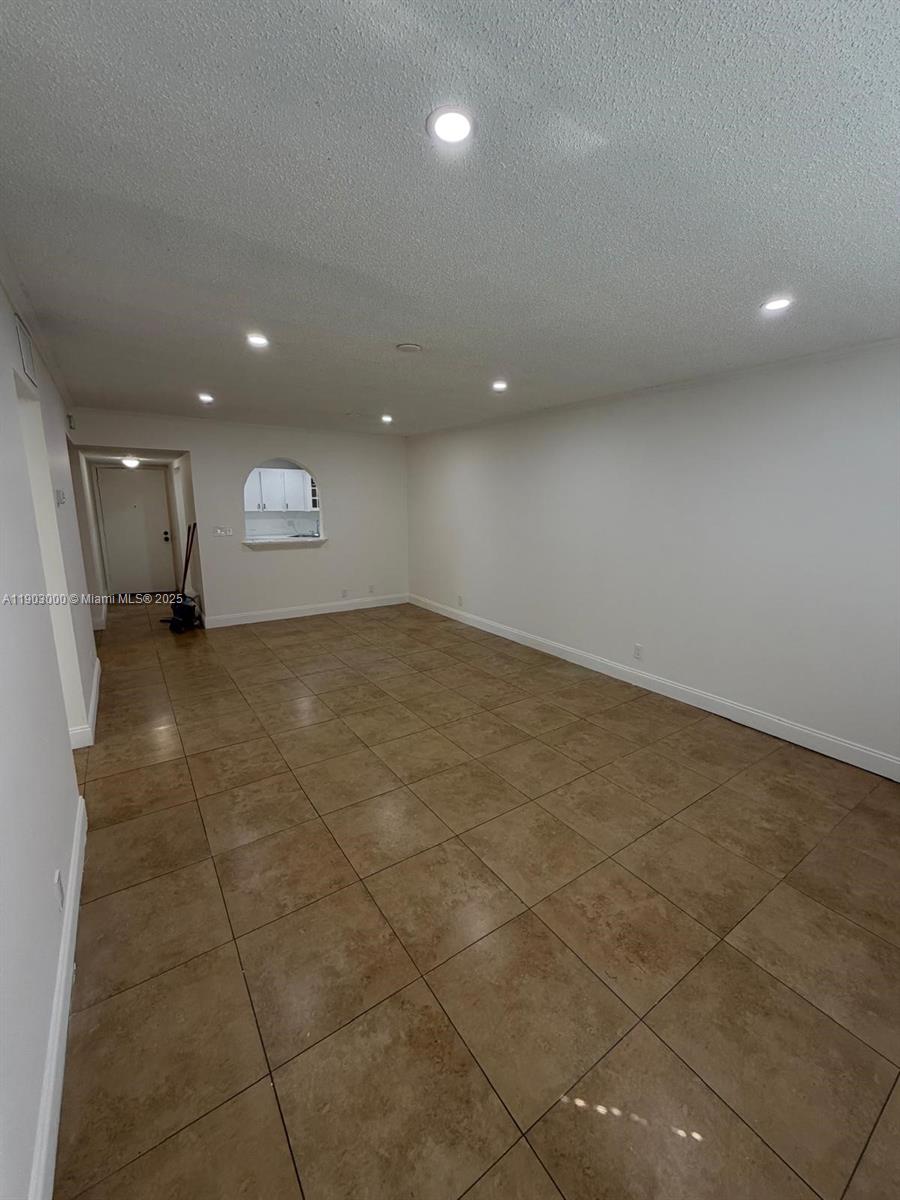 VILLA MADRID I CONDO - Residential Lease