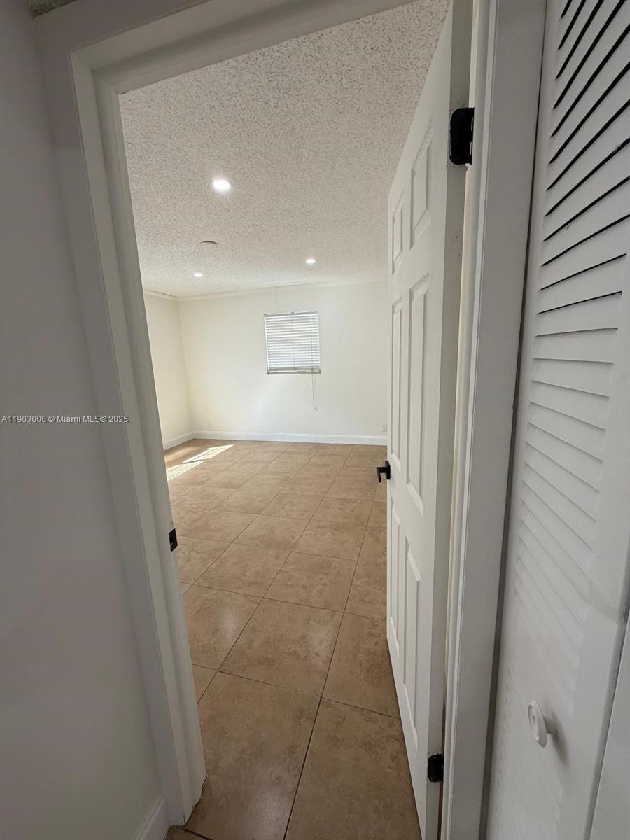 VILLA MADRID I CONDO - Residential Lease