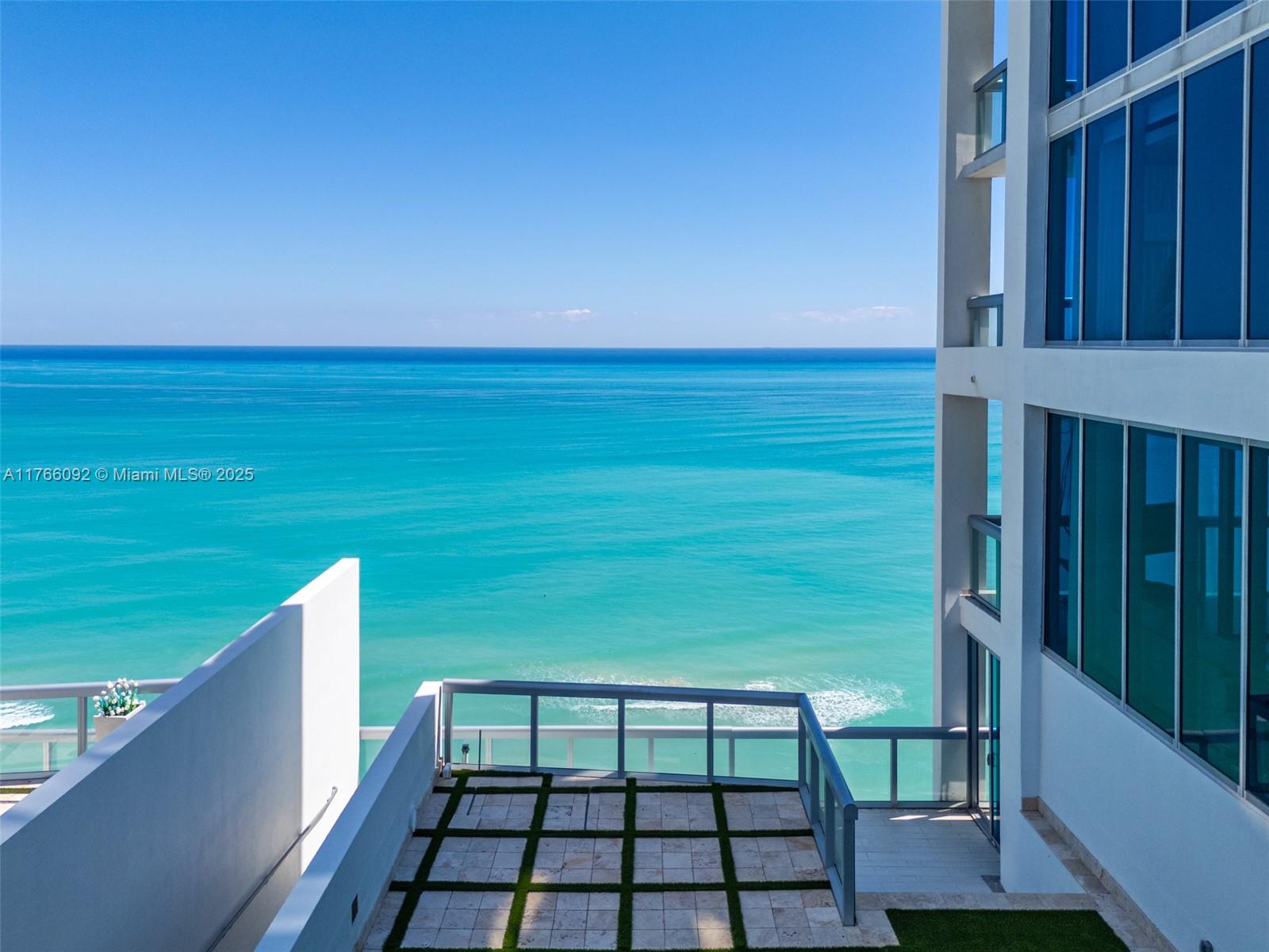 6899 Collins Ave 2307/10