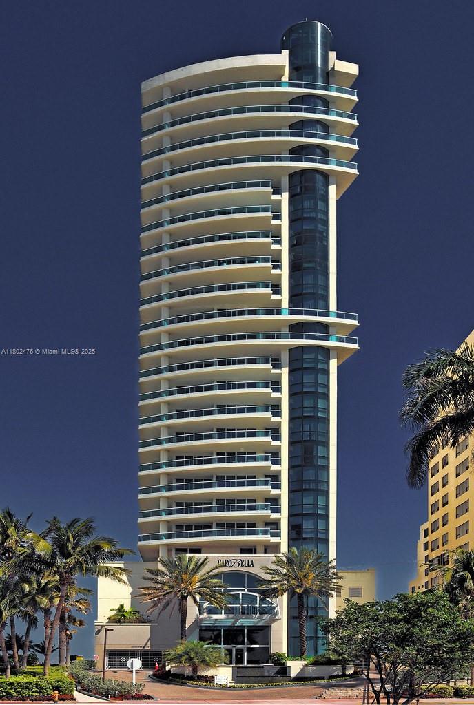 5025 Collins Ave 2107, Miami Beach, Miami-Dade County, Florida - 2 Bedrooms  
2 Bathrooms - 