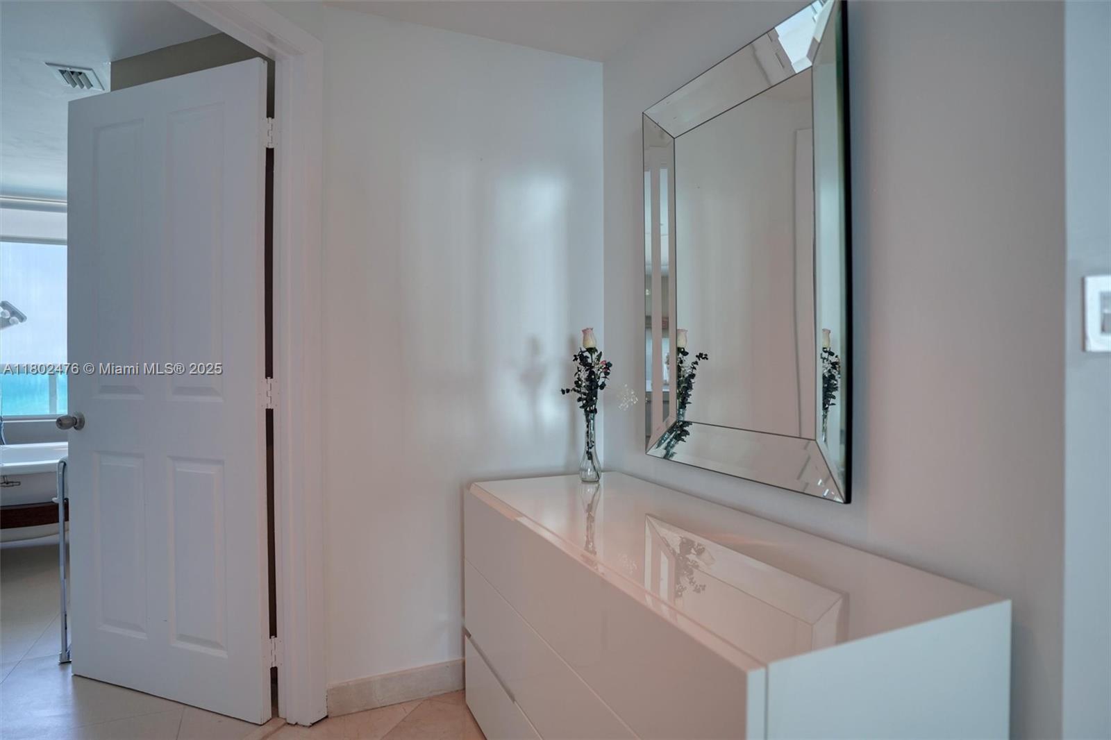 CAPOBELLA CONDO - Residential Lease