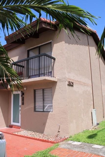 Welcome to this charming and spacious 3-bedroom, 1.5-bath townhome, just a 10-minute walk from FIU. Featuring a renovated kitchen with stainless steel appliances, brand-new roof, and impact windows, this home blends comfort and modern living. The private patio is perfect for relaxing or entertaining, with extra flexible space and storage. Prime location—ideal for homeowners or investors!