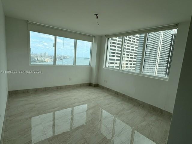 VIZCAYNE SOUTH CONDO - Residential Lease