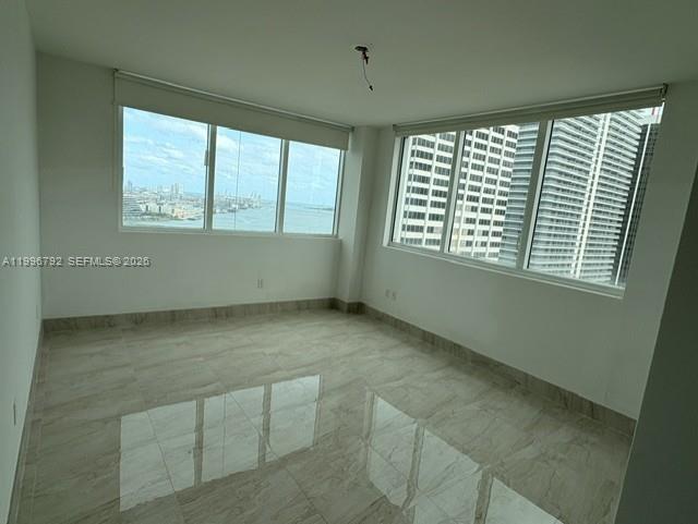 VIZCAYNE SOUTH CONDO - Residential Lease