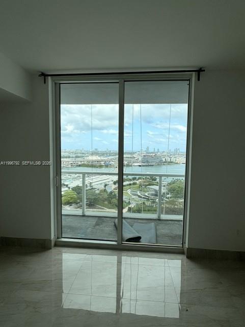 VIZCAYNE SOUTH CONDO - Residential Lease
