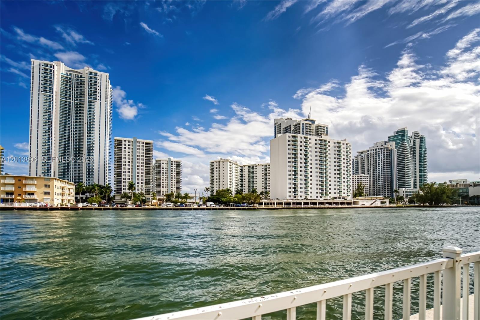 OCEANVIEW PARK CONDO - Residential Lease