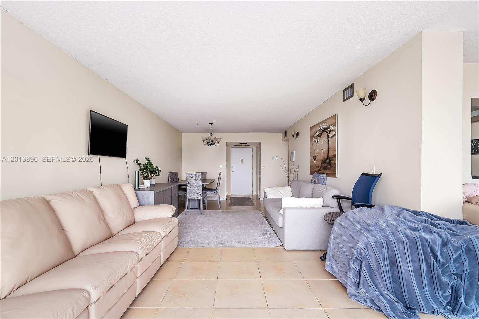 OCEANVIEW PARK CONDO - Residential Lease