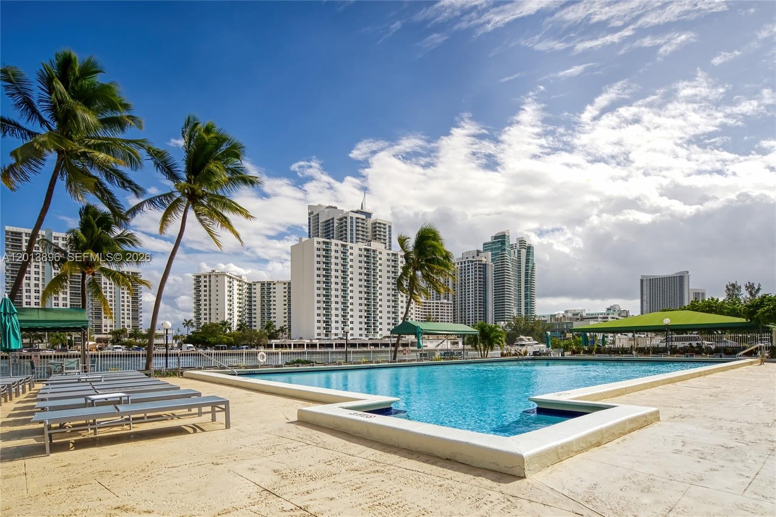 OCEANVIEW PARK CONDO - Residential Lease