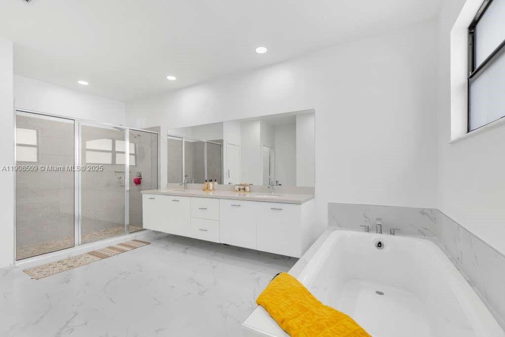 TUSCAN ISLES - Residential Lease