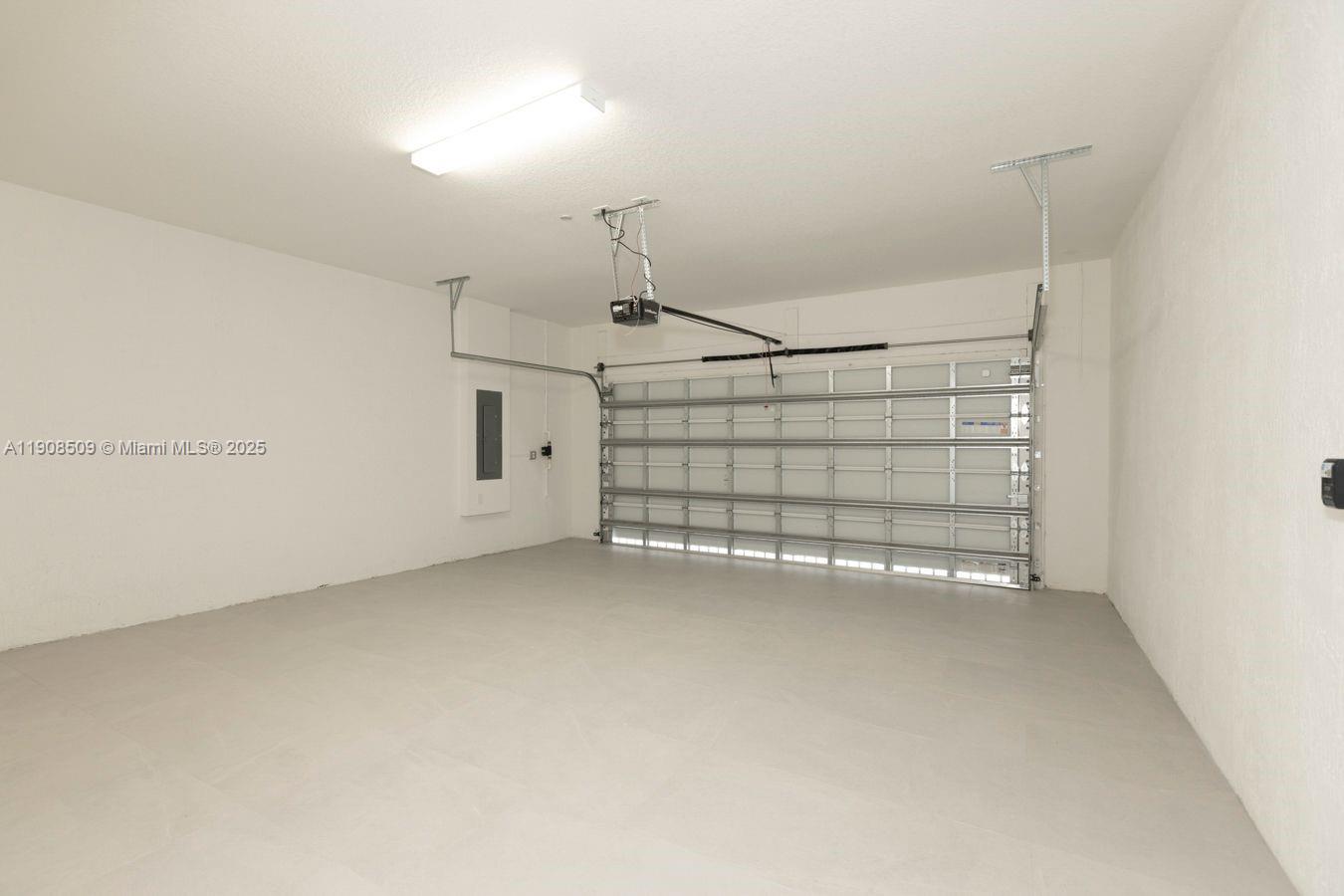 TUSCAN ISLES - Residential Lease