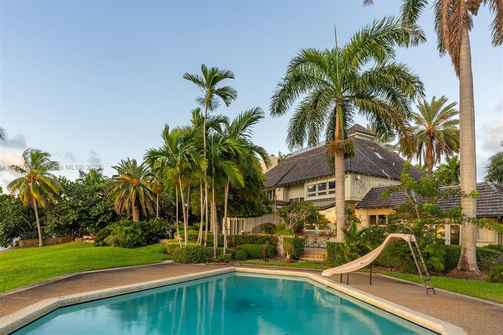 OLD CUTLER BAY SEC FIVE - Residential