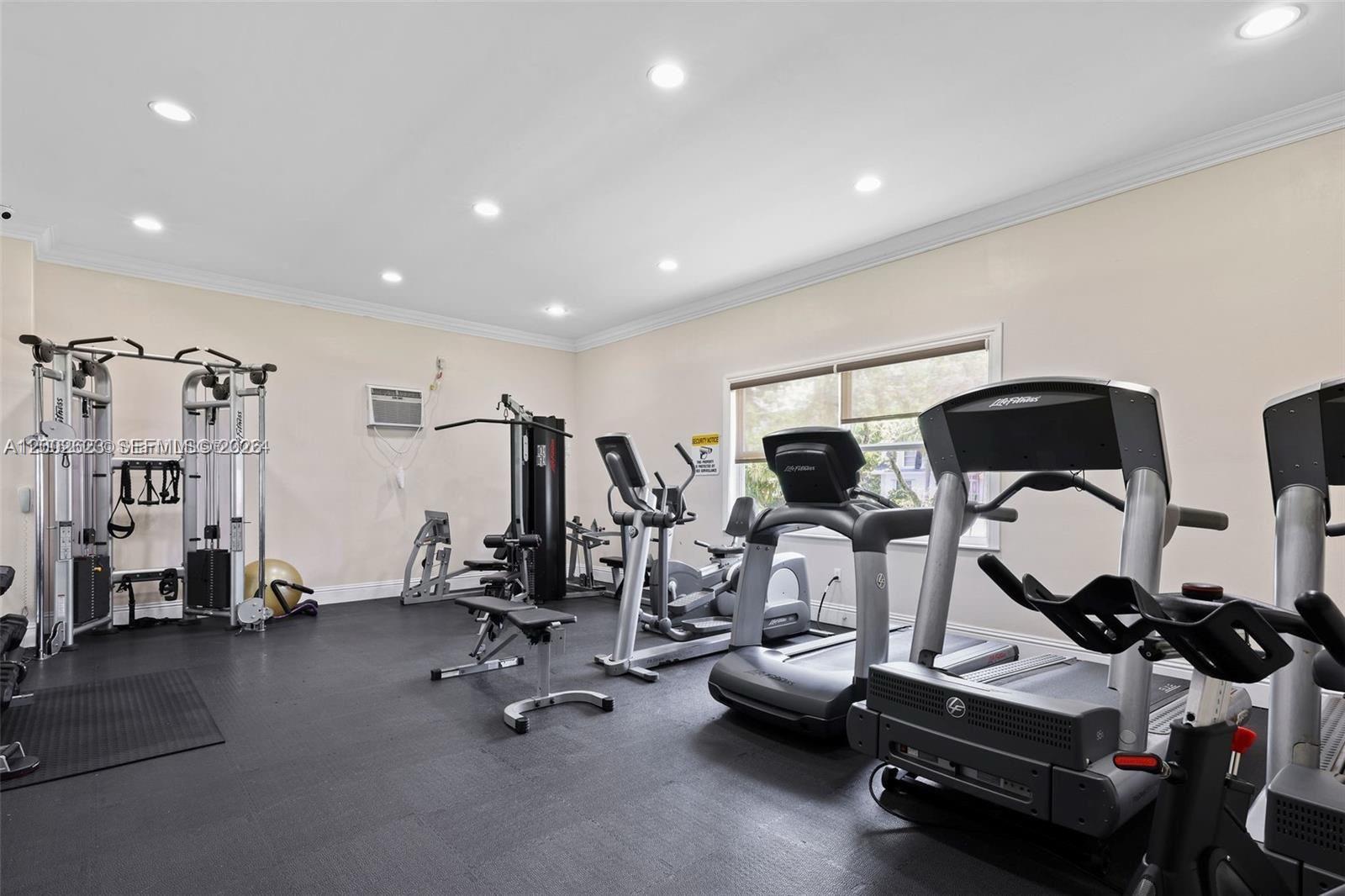 TOWNHOUSES OF VENETIAN PA - Residential Lease