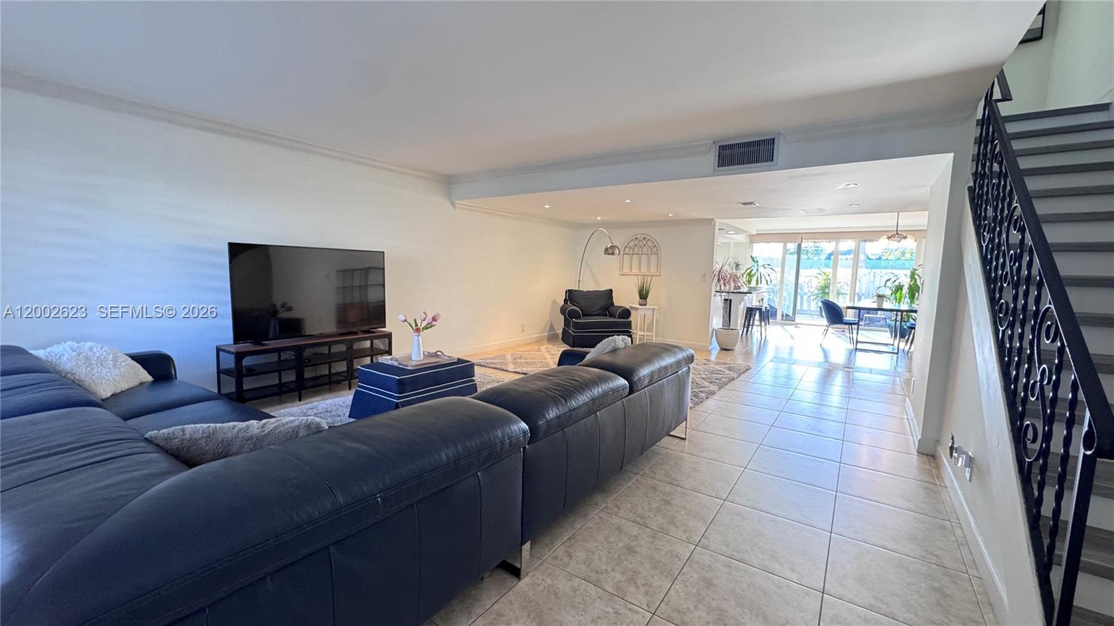 TOWNHOUSES OF VENETIAN PA - Residential Lease