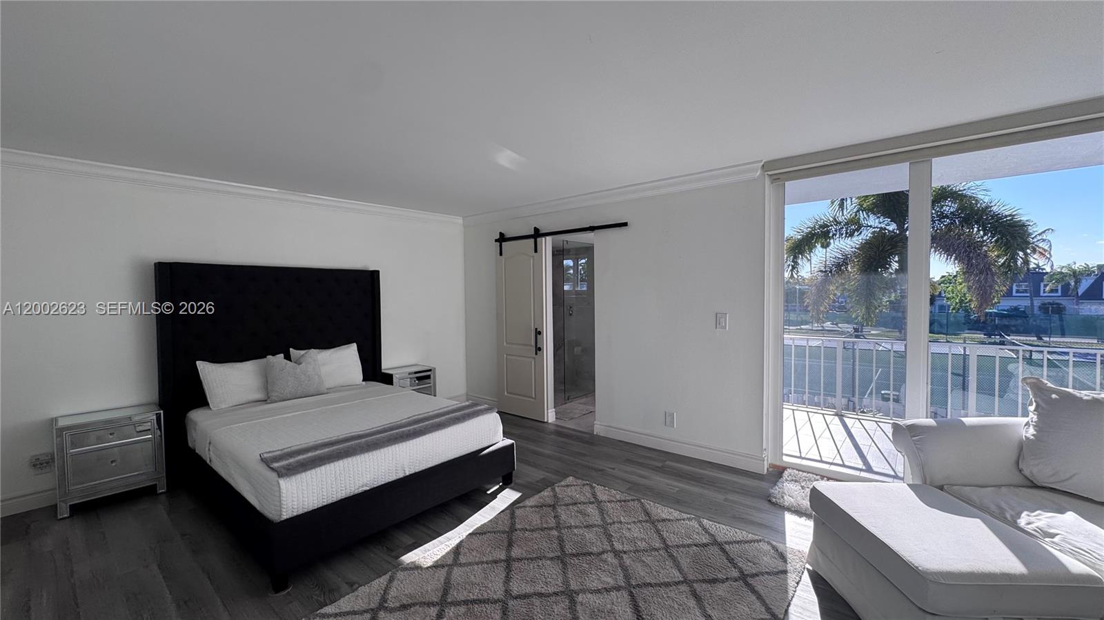 TOWNHOUSES OF VENETIAN PA - Residential Lease