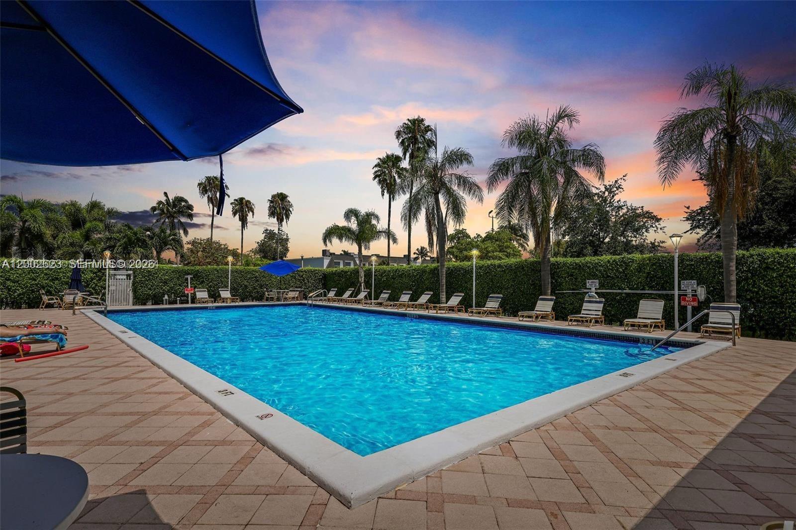 TOWNHOUSES OF VENETIAN PA - Residential Lease