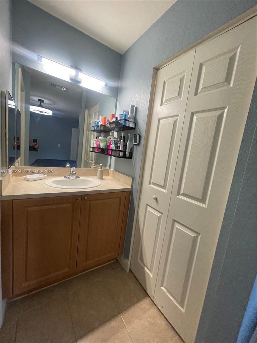 GREEN CAY VILLAGE - Residential