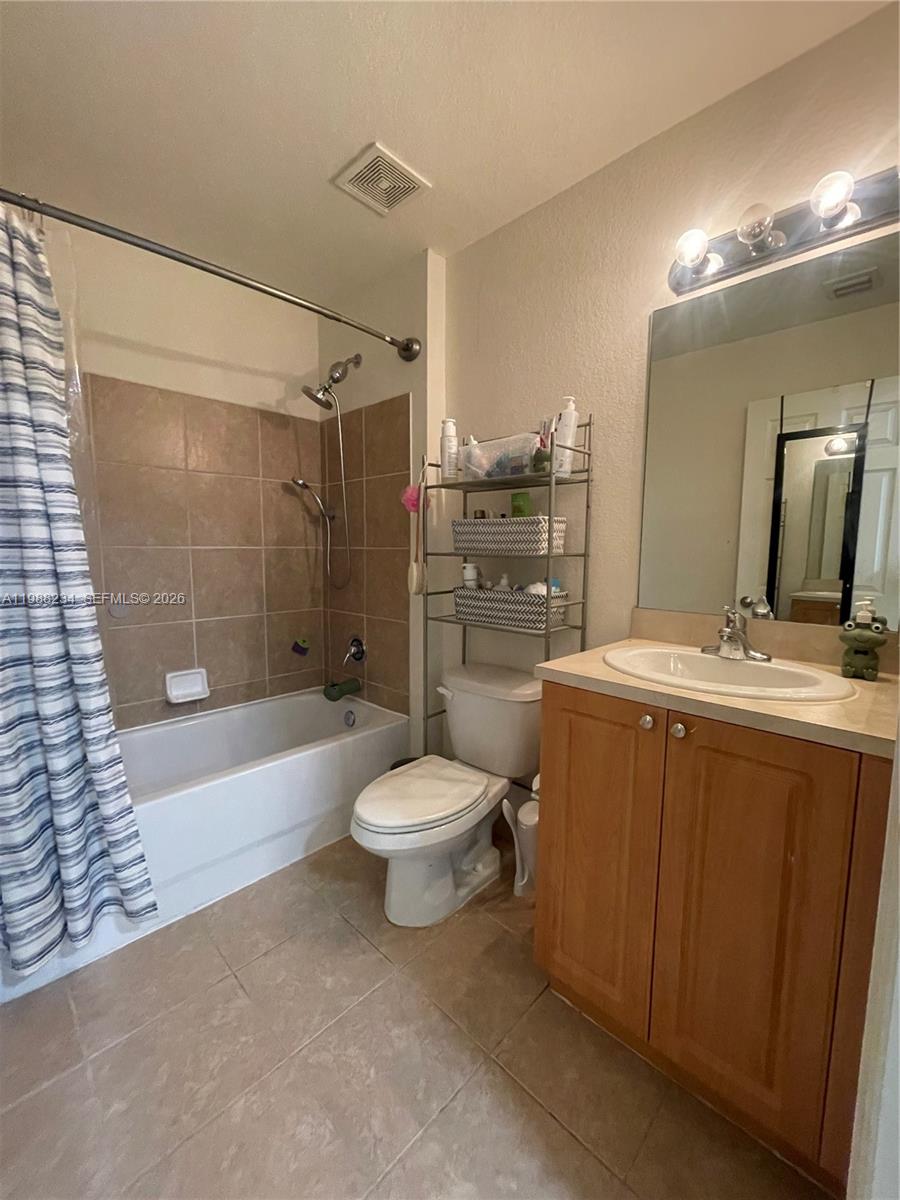 GREEN CAY VILLAGE - Residential