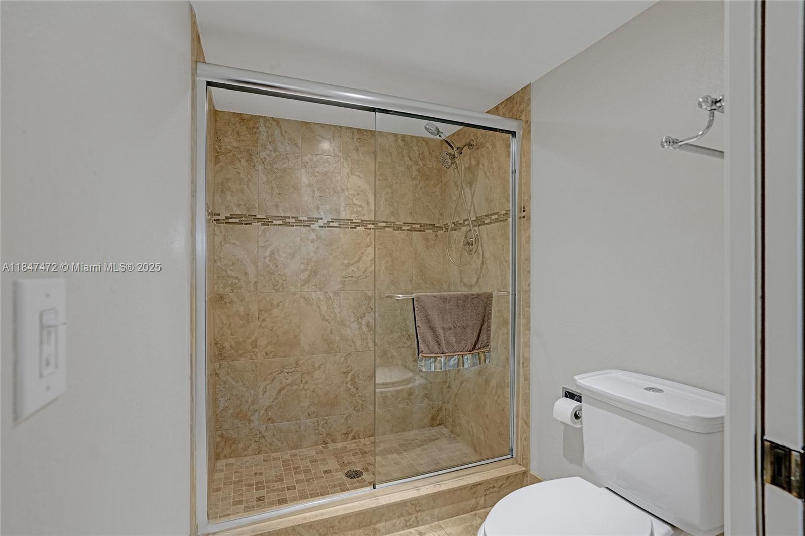 SUFFOLK AT CENTURY VILLAG - Residential