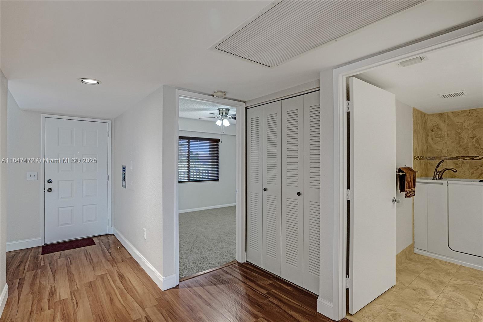 13700 SW 14th St 410D