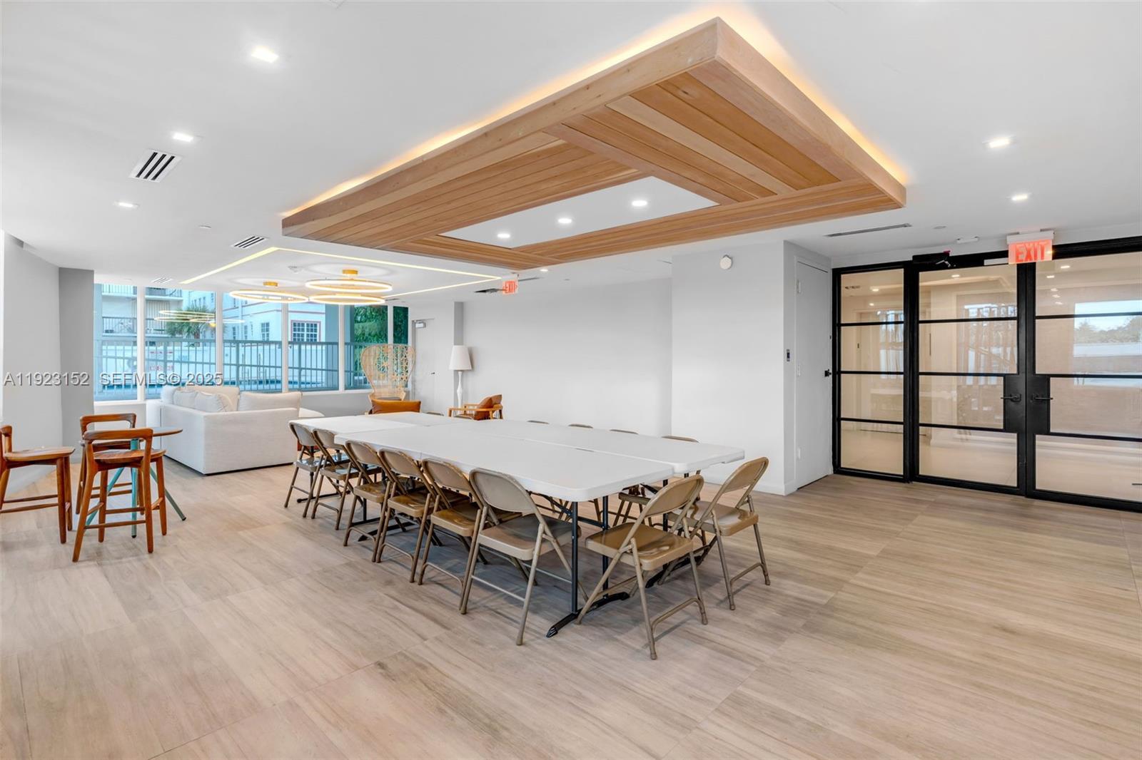 KING DAVID TOWERS CONDO - Residential