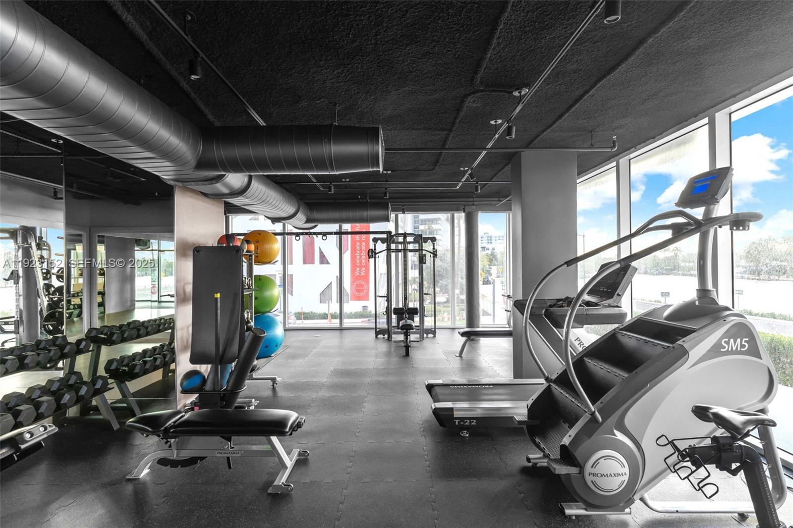 KING DAVID TOWERS CONDO - Residential