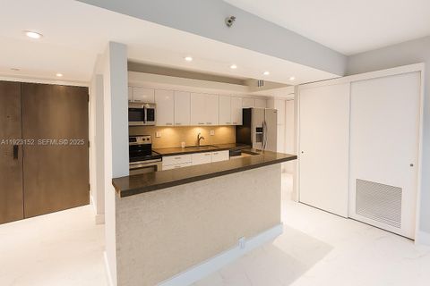 3411 Indian Creek Dr 402 Miami Beach FL 33140