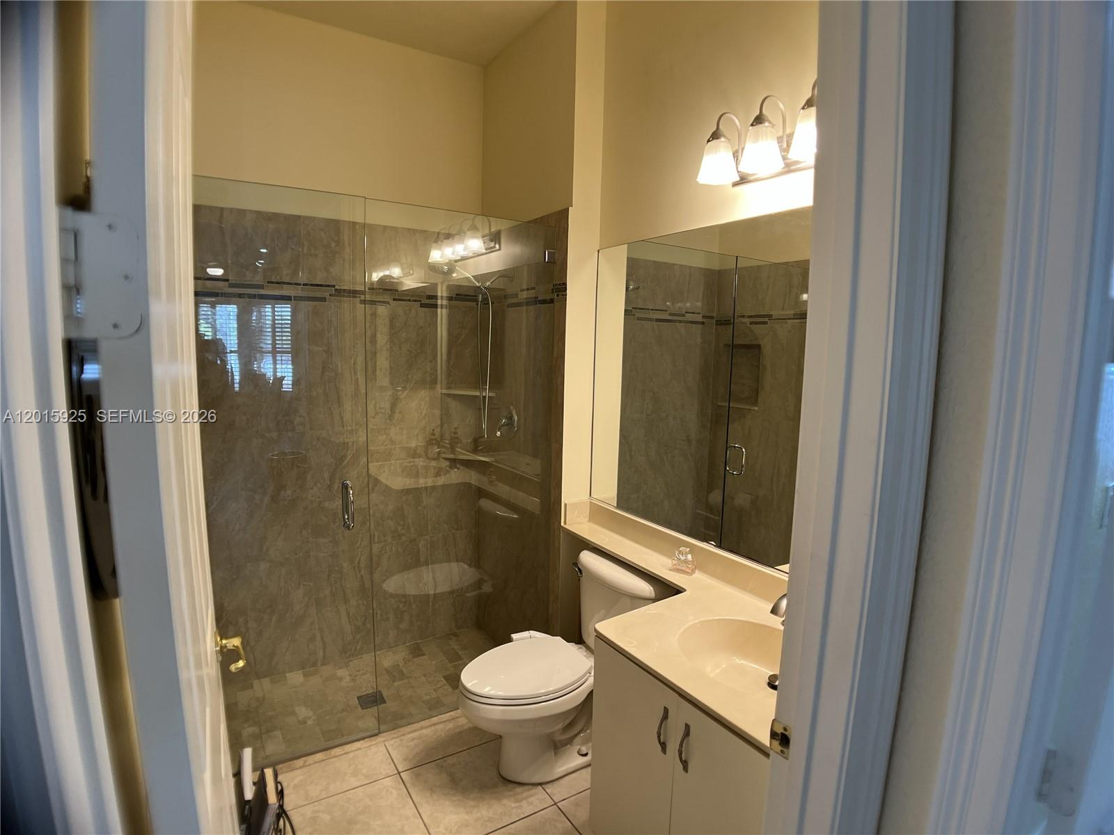 SUNSET LAKES PLAT TWO - Residential