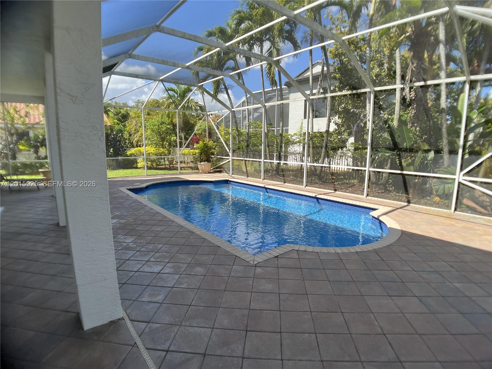 SUNSET LAKES PLAT TWO - Residential