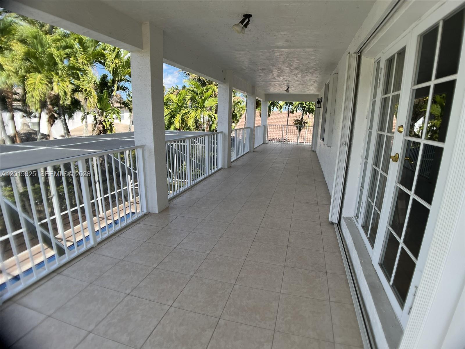 SUNSET LAKES PLAT TWO - Residential