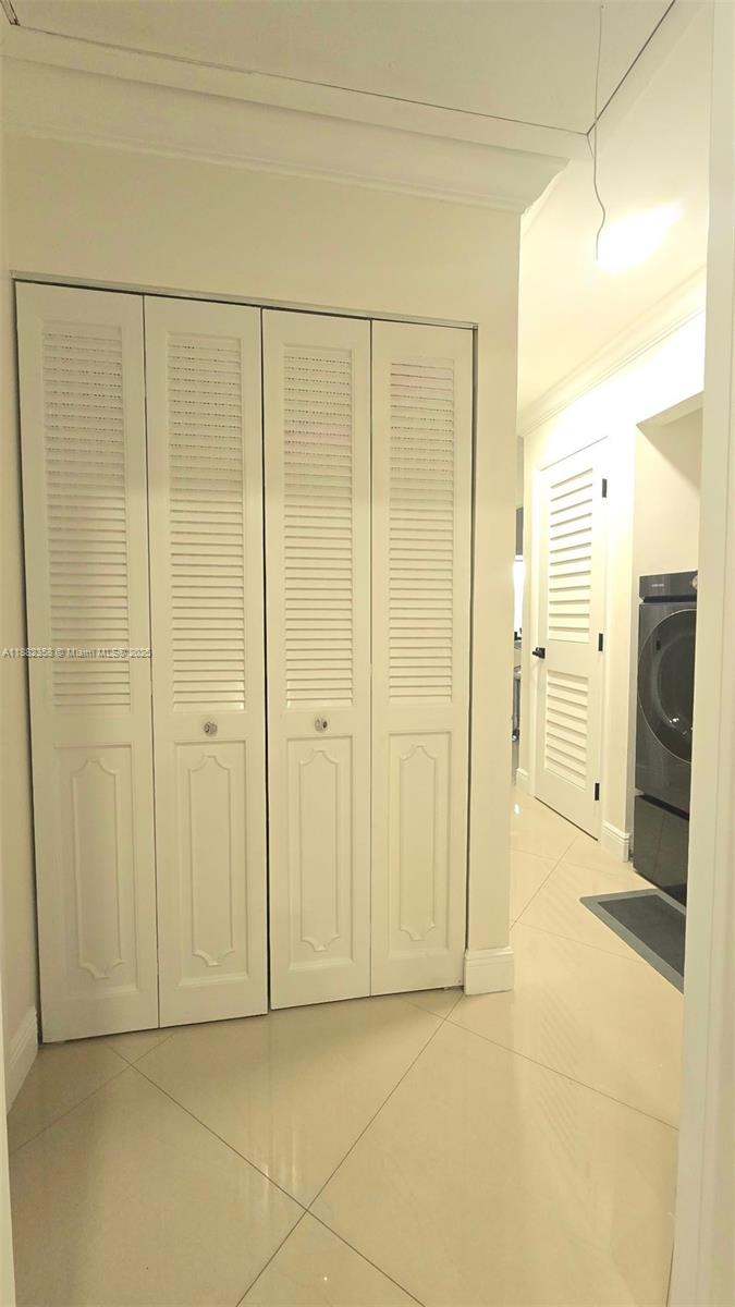 EVERGLADES SUGAR & LAND C - Residential