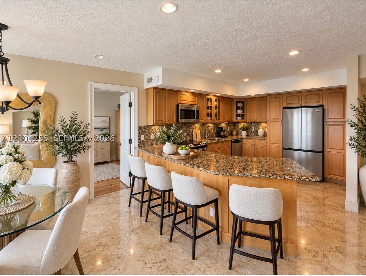 400 Diplomat Pkwy 601