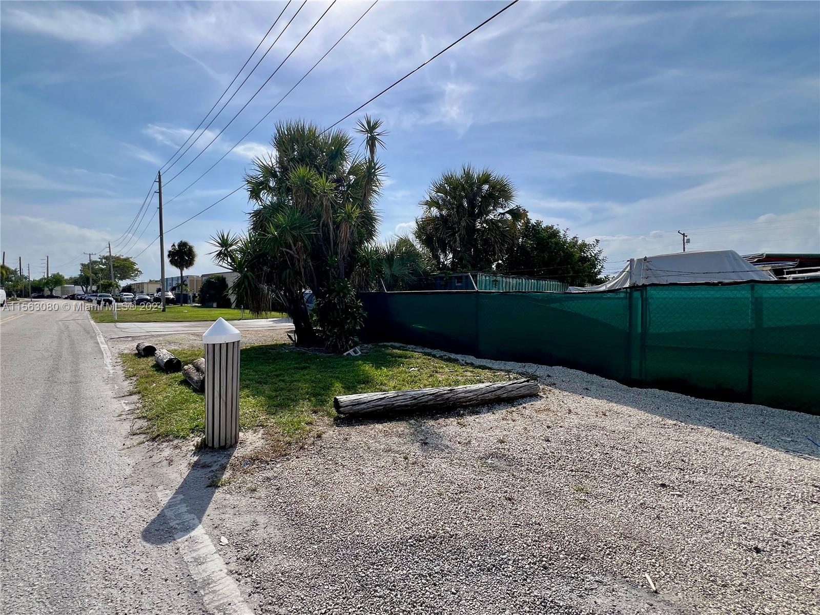 BOCA RATON INDUSTRIAL PARK - Commercial Sale