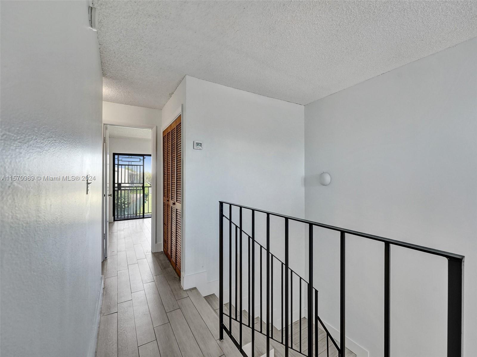 SUNSET CONDOR PH I - Residential