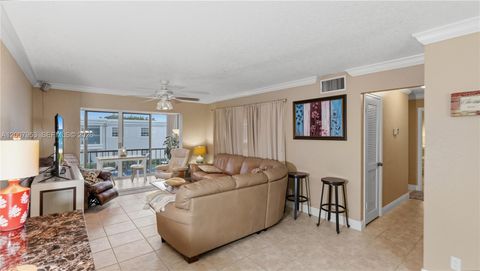 Tiny photo for 6315 Bay Club Dr #3, Fort Lauderdale, FL 33308 (MLS # A12007953)