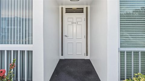 Tiny photo for 6315 Bay Club Dr #3, Fort Lauderdale, FL 33308 (MLS # A12007953)
