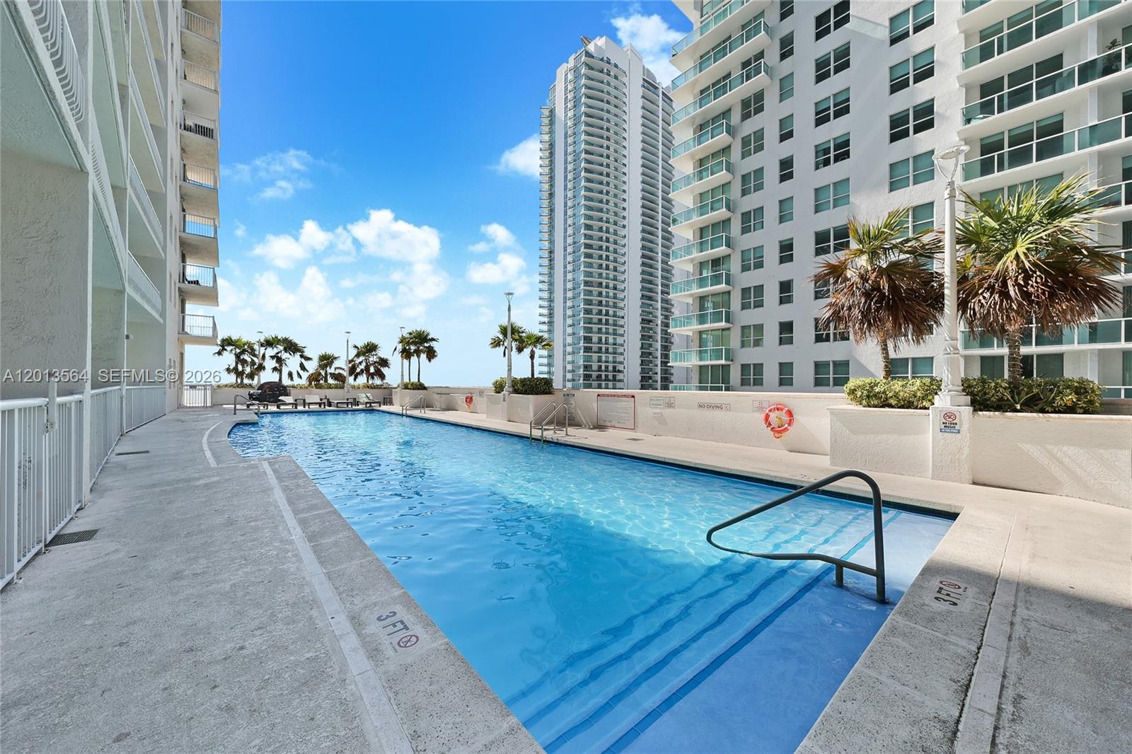 THE CLUB AT BRICKELL BAY - Residential