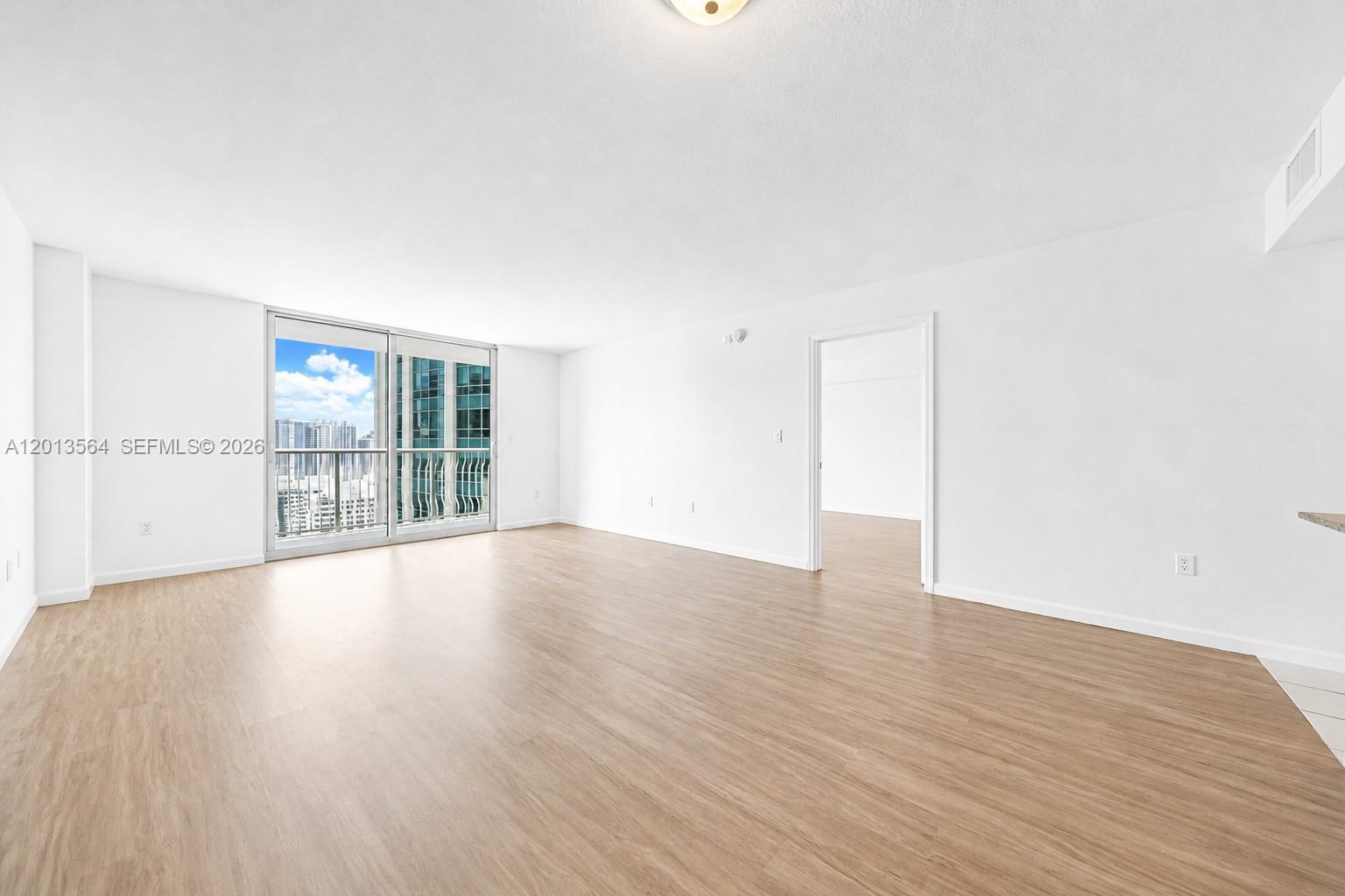 THE CLUB AT BRICKELL BAY - Residential
