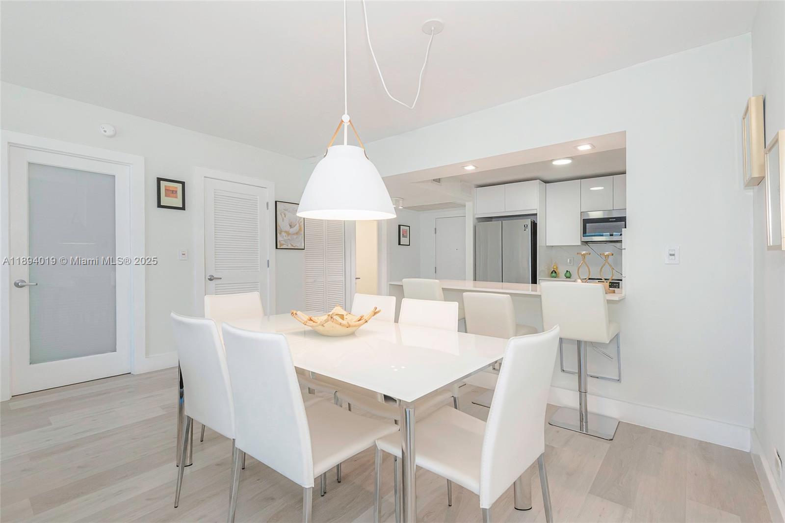 RONEY PALACE CONDO - Residential Lease