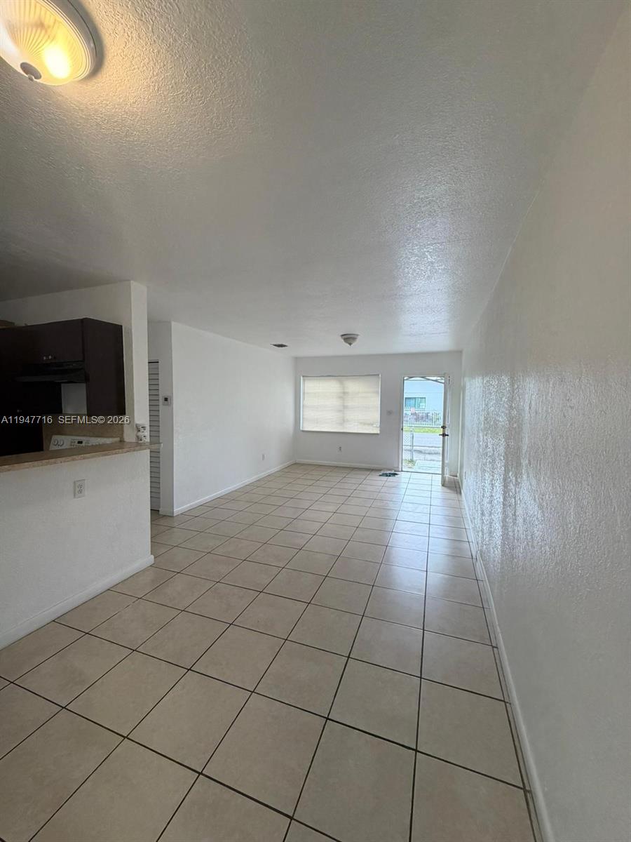 3041 NW 52nd St 3041