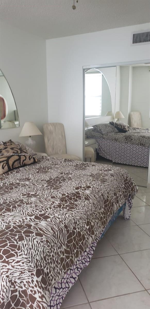 SEA AIR TOWERS CONDO - Residential Lease