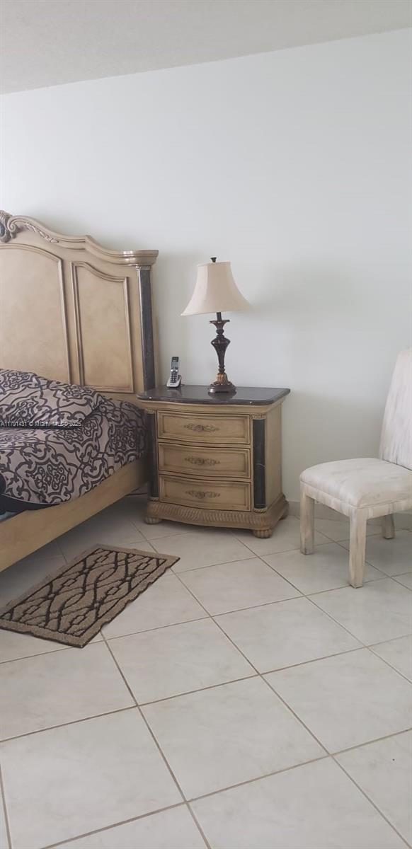 SEA AIR TOWERS CONDO - Residential Lease