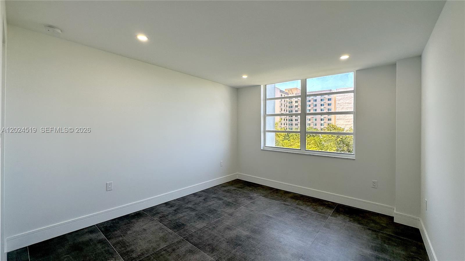 COMMODORE PLAZA CONDO - Residential Lease