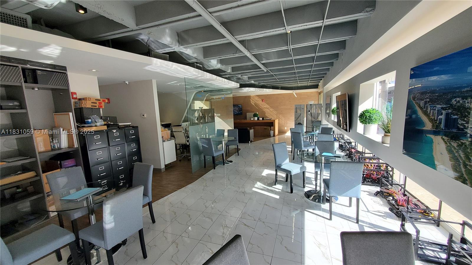1133 Kane Concourse