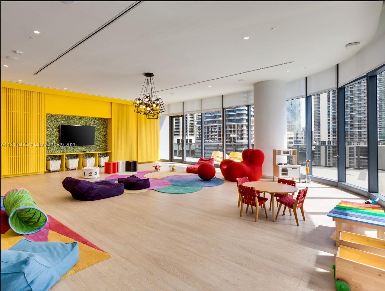 BRICKELL HEIGHTS EAST CON - Residential