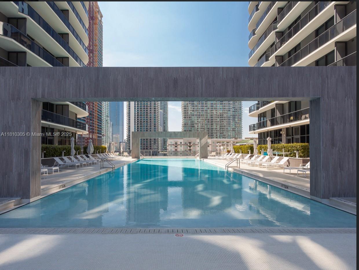 BRICKELL HEIGHTS EAST CON - Residential