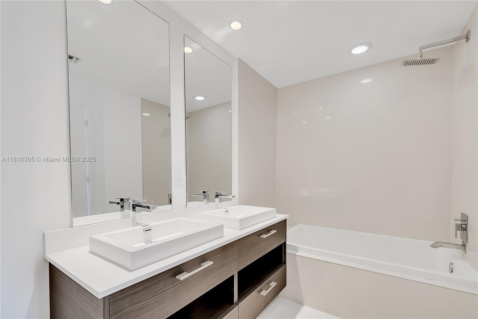 BRICKELL HEIGHTS EAST CON - Residential