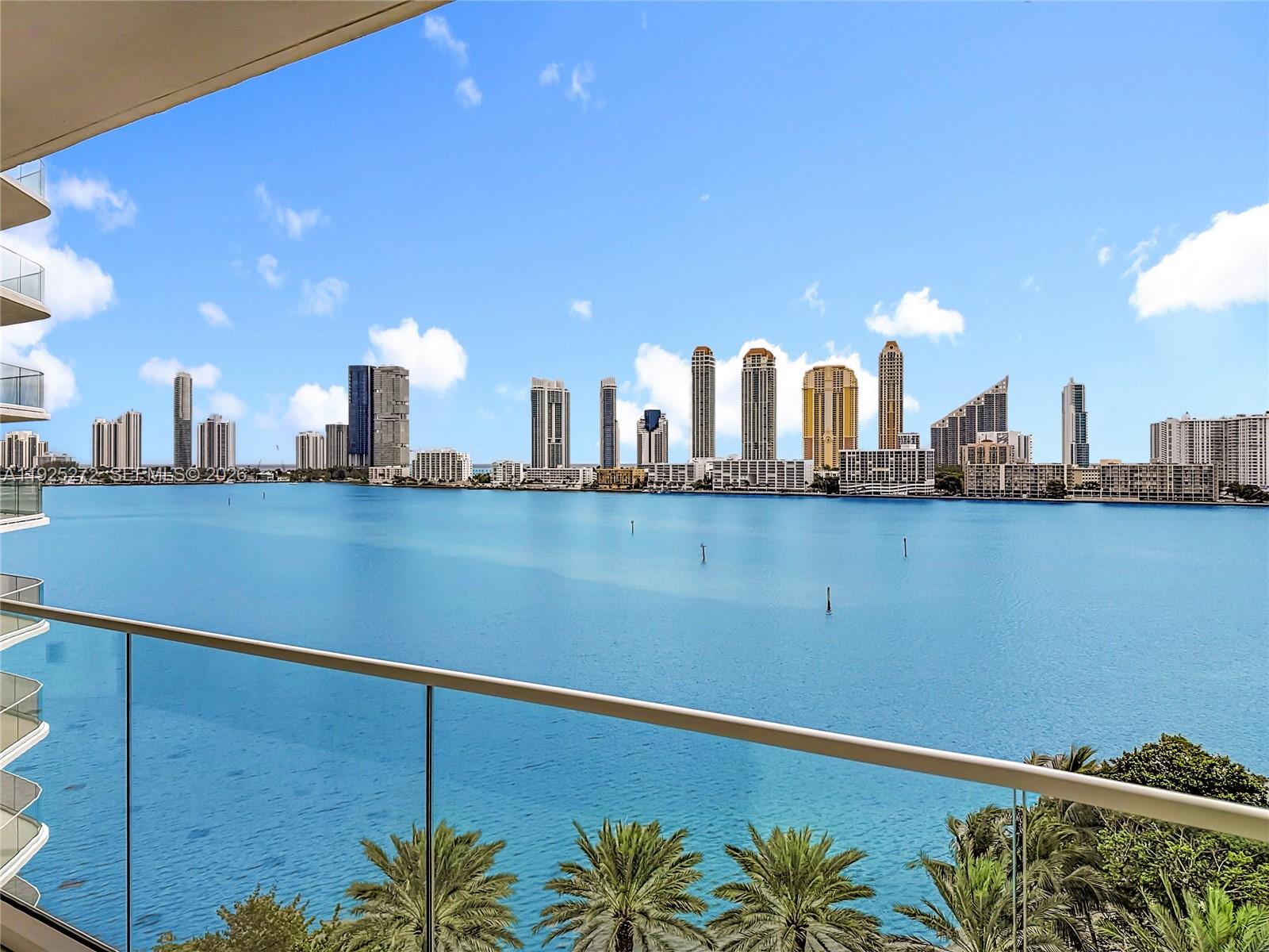 2800 ISL BLVD - Residential