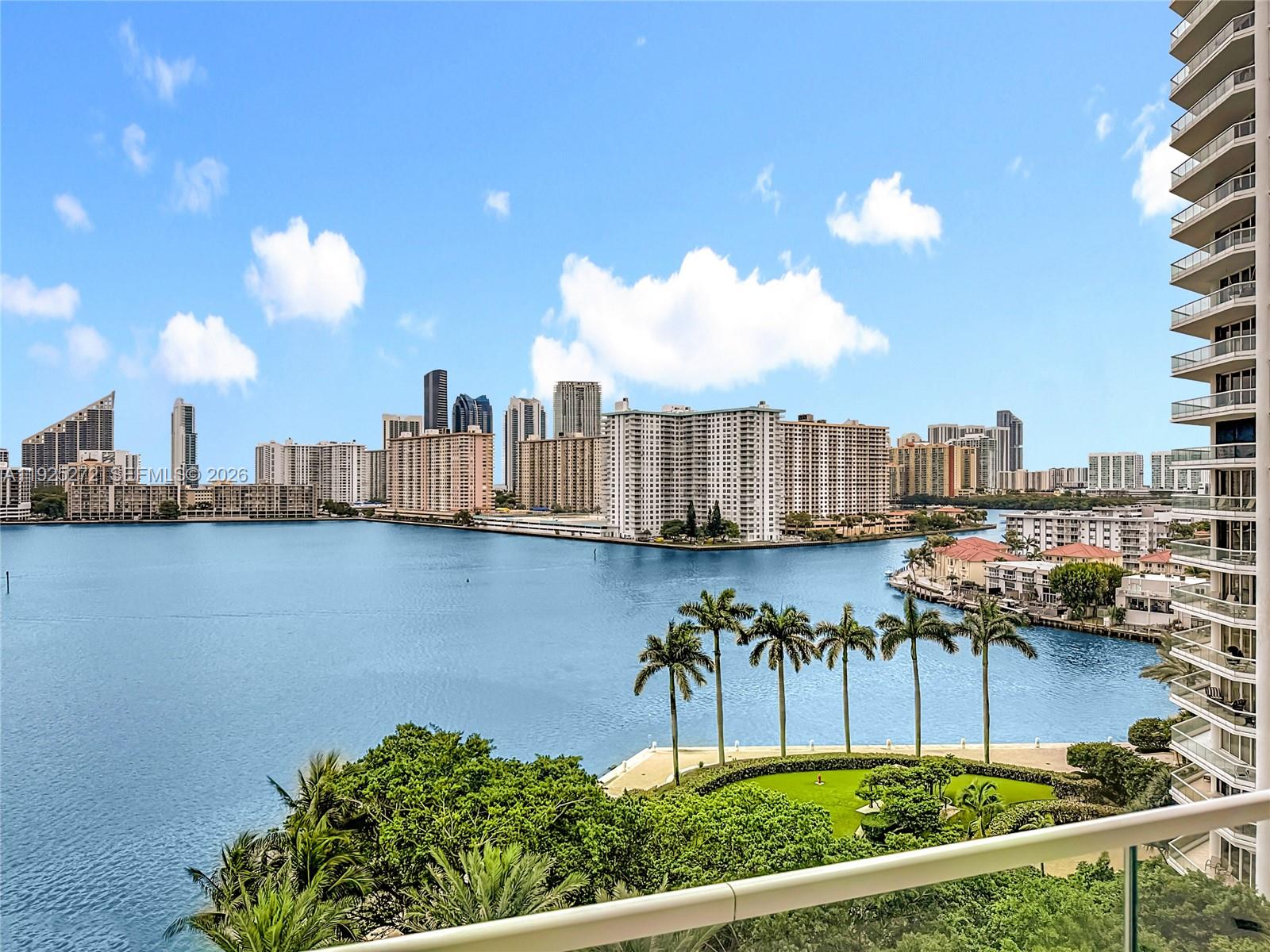 2800 ISL BLVD - Residential