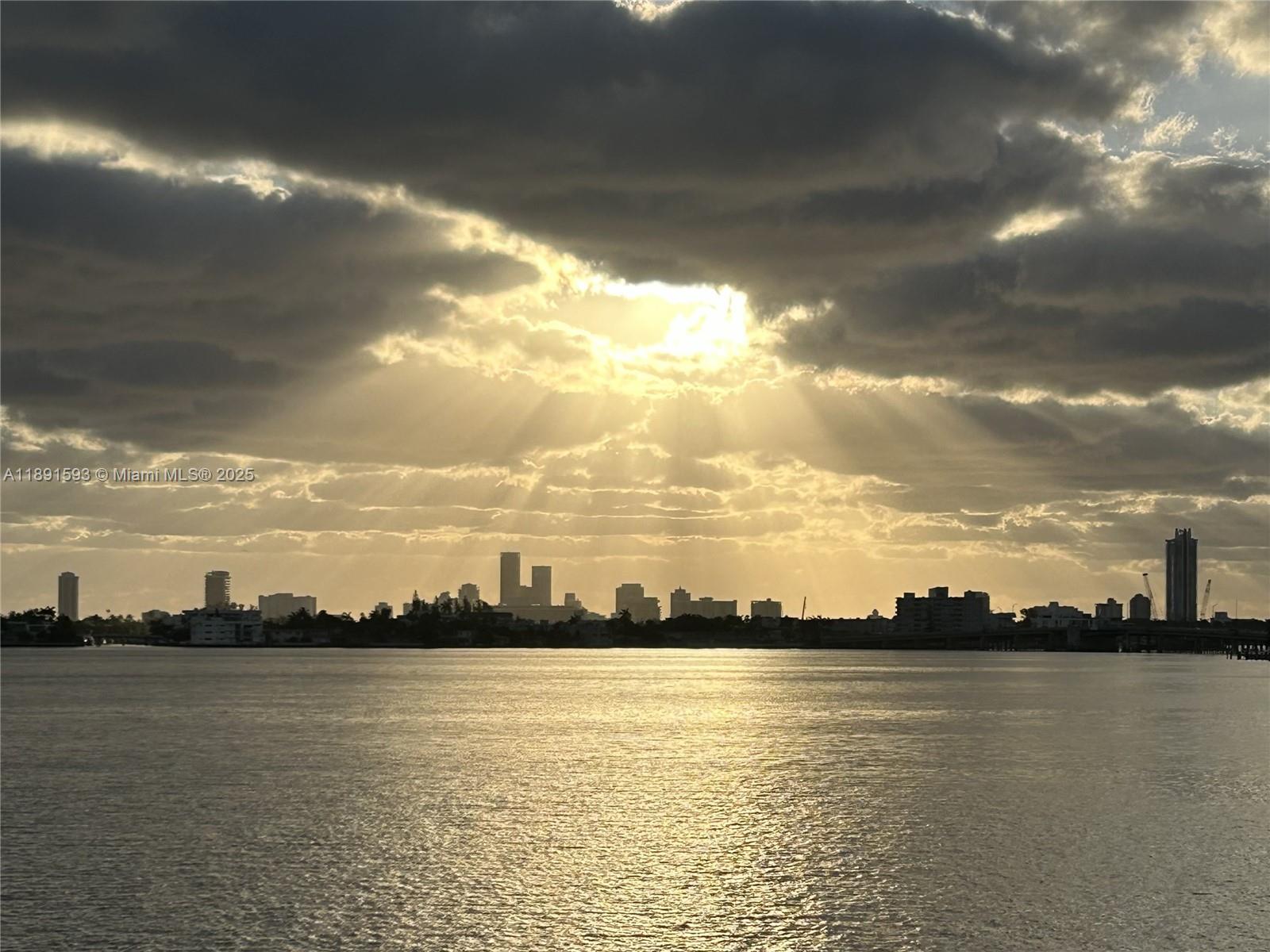 THE LIDO CONDO - Residential